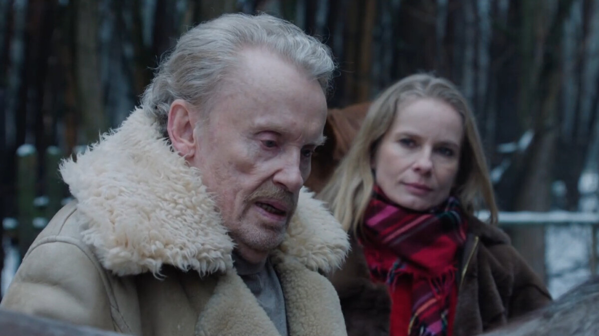 Wszystko na sprzedaż – recenzja spektaklu. Jak nie żegnać artysty