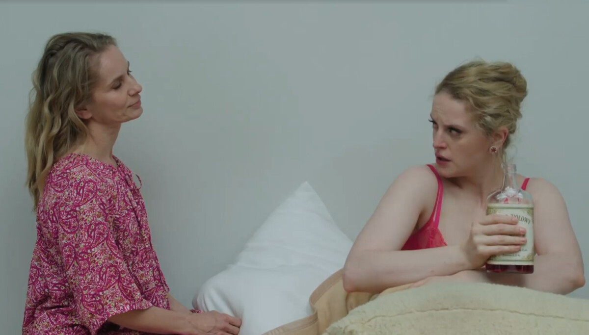 Wszystko na sprzedaż – recenzja spektaklu. Jak nie żegnać artysty