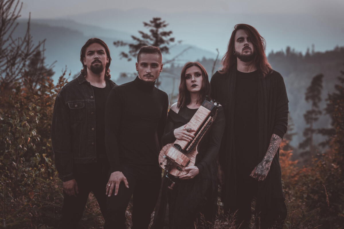 Folkowa grupa Lyrre przedstawia kolejny singiel zapowiadający płytę