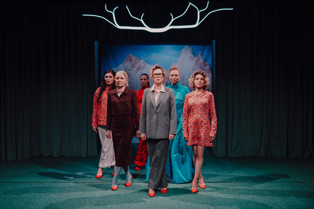 Mężczyźni objaśniają mi świat – recenzja spektaklu. Wysłuchaj opowieści